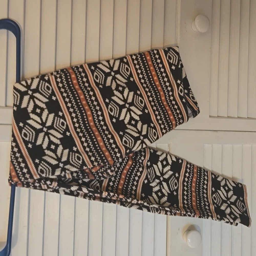Aztec Print Leggings